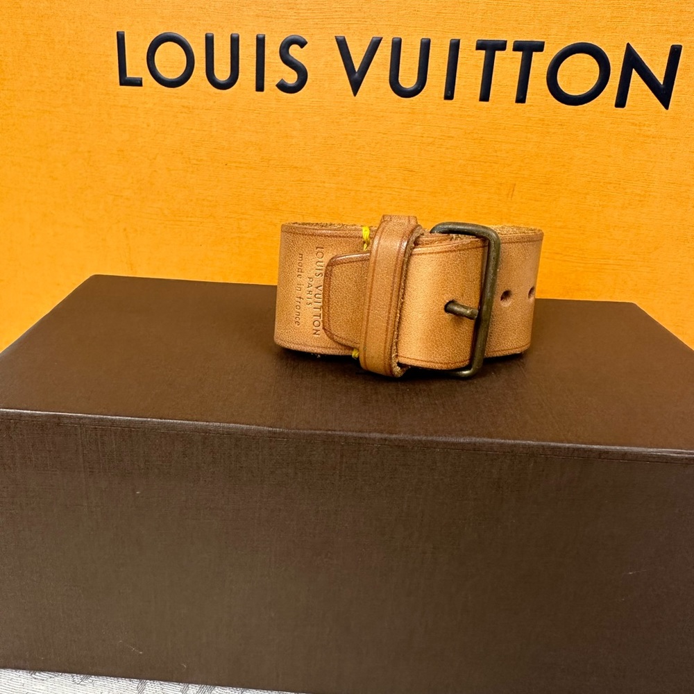 Preloved ✅LOUIS VUITTON ✅ Authentic Vachetta Leather Poignet Band